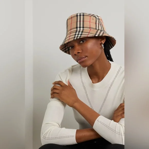 SOLD. Burberry Vintage Check Bucket Hat. - Picture 2 of 8
